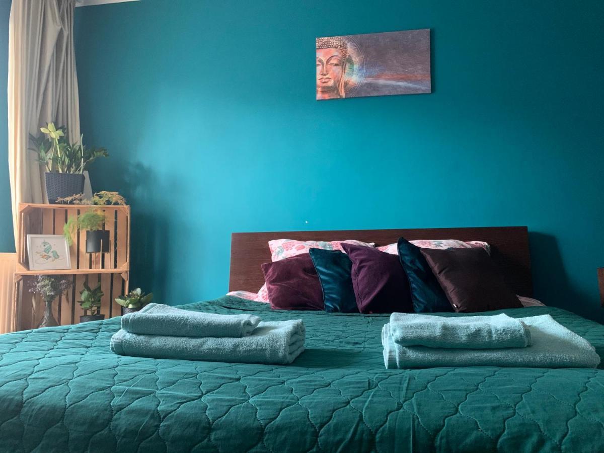 Uroczy Apartament W Centrum Miasta Szczecin Kültér fotó